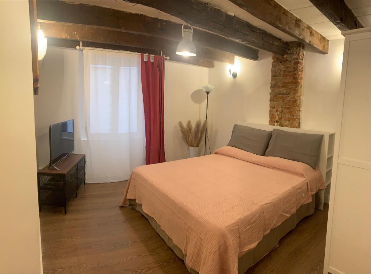 Apartment Casa Cimella, Un Nido Nel Cuore Del Porto Antico Cod Citra 010025-lt-2629